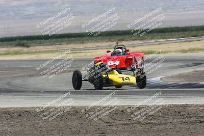 media/Jun-01-2024-CalClub SCCA (Sat) [[0aa0dc4a91]]/Group 4/Race/